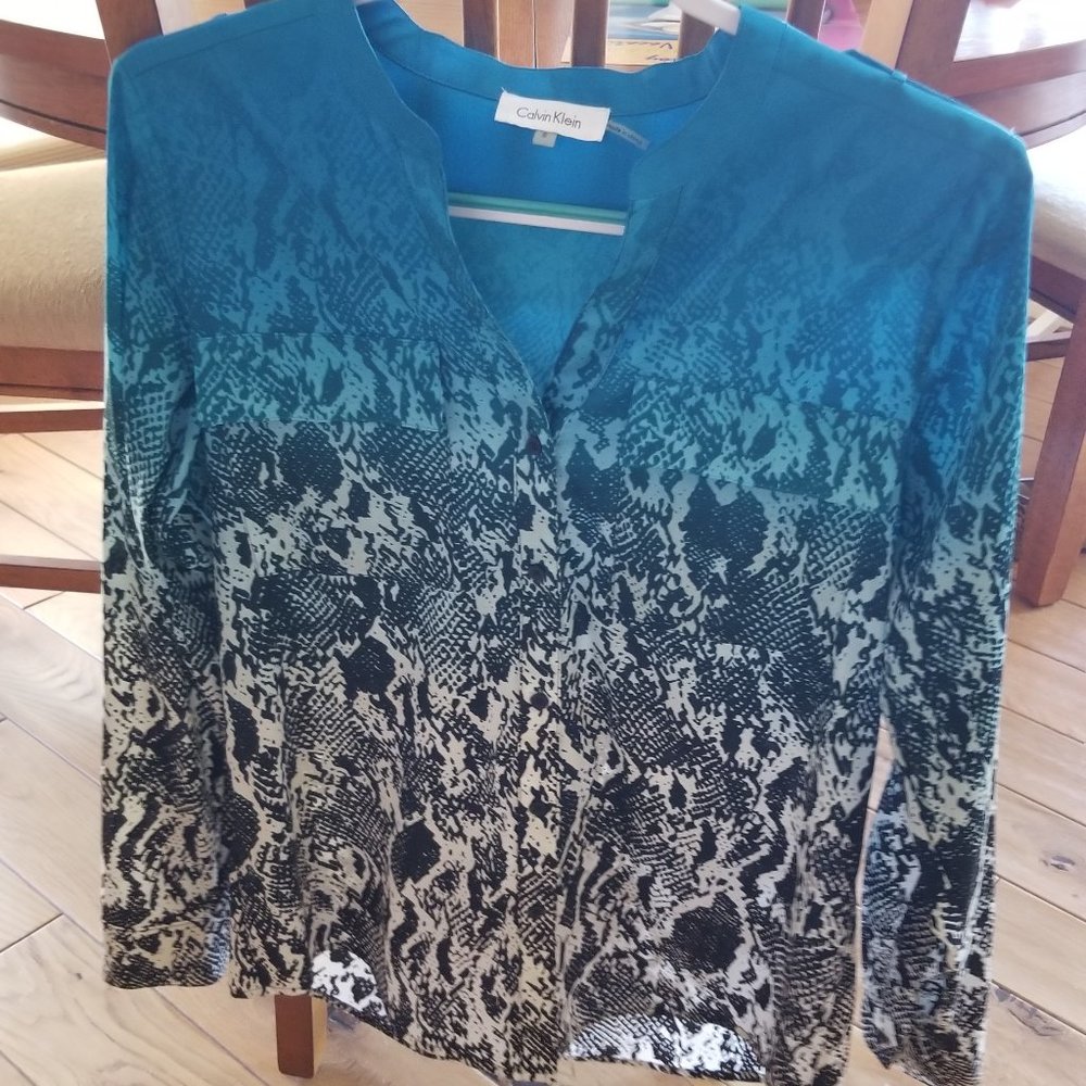 Calvin Klein Snakeskin blouse
